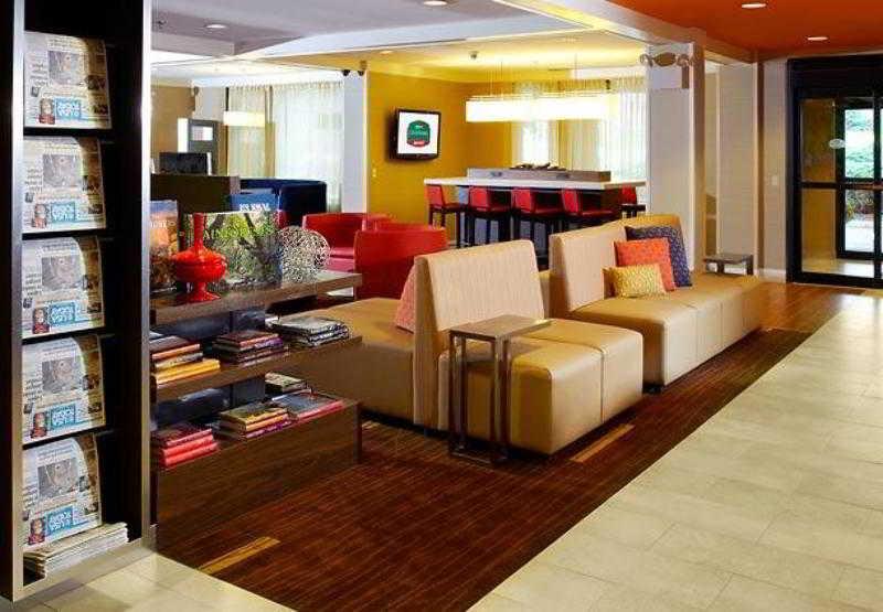 Courtyard By Marriott Tulsa Central Bagian luar foto