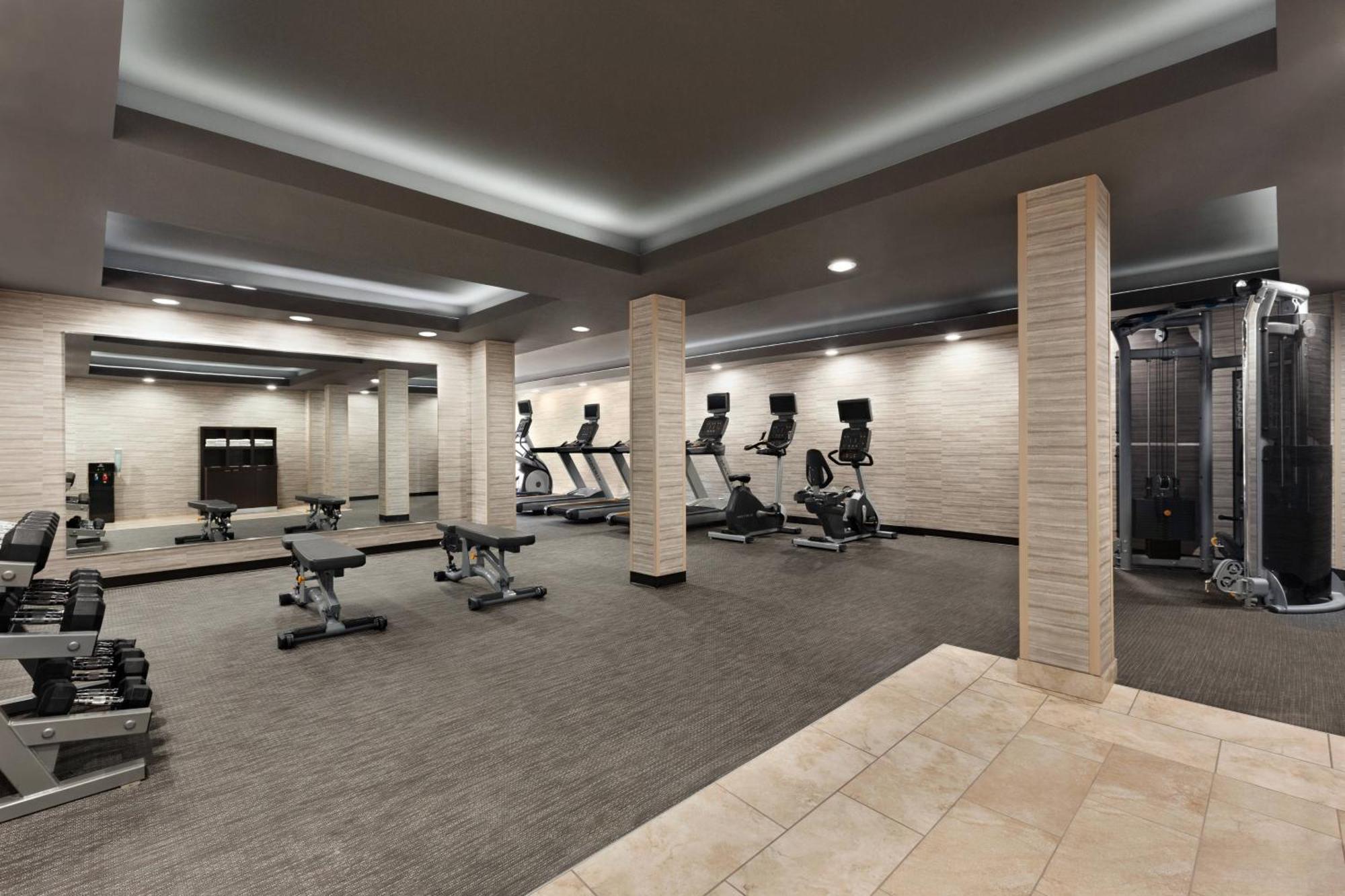 Courtyard By Marriott Tulsa Central Bagian luar foto